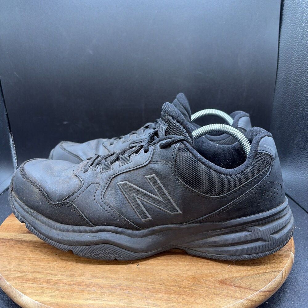 New Balance 411 V1 Mens Size 10D Triple Black Walking Training Shoes Sneakers